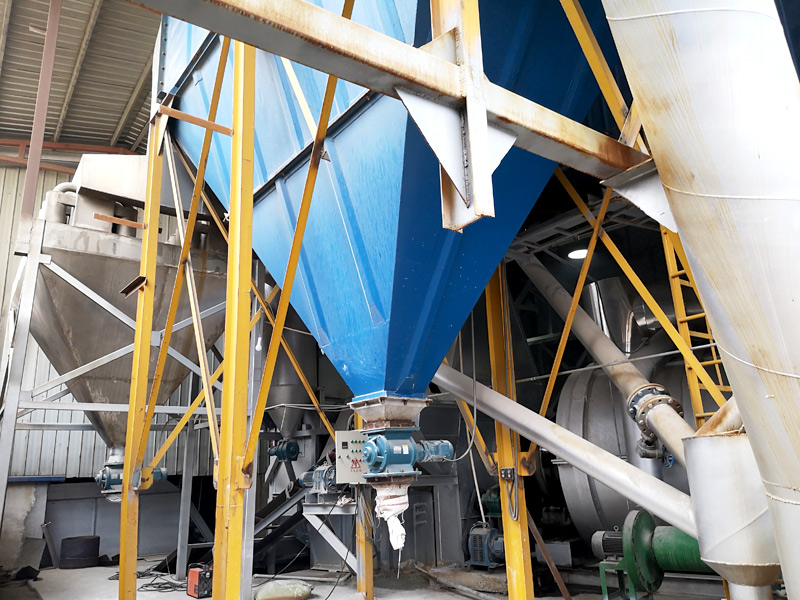 電熔氣熔爐生產(chǎn)高強度?；⒅?></a>
            <div   id=